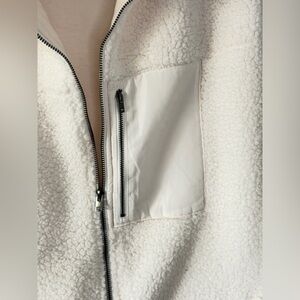 Men’s  banana republic White Sherpa Jacket